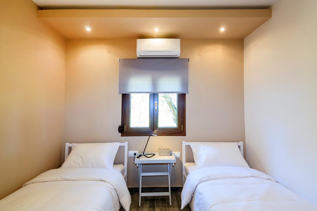 Kissos Apartments Vourvourou Exterior foto
